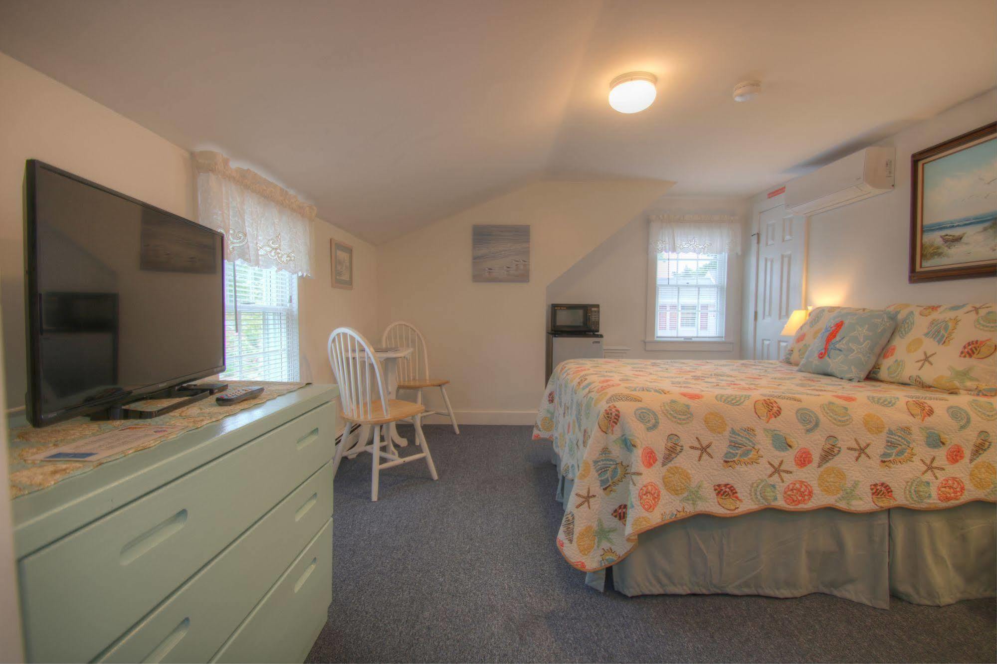 The Tern Inn Bed & Breakfast And Cottages West Harwich Bagian luar foto